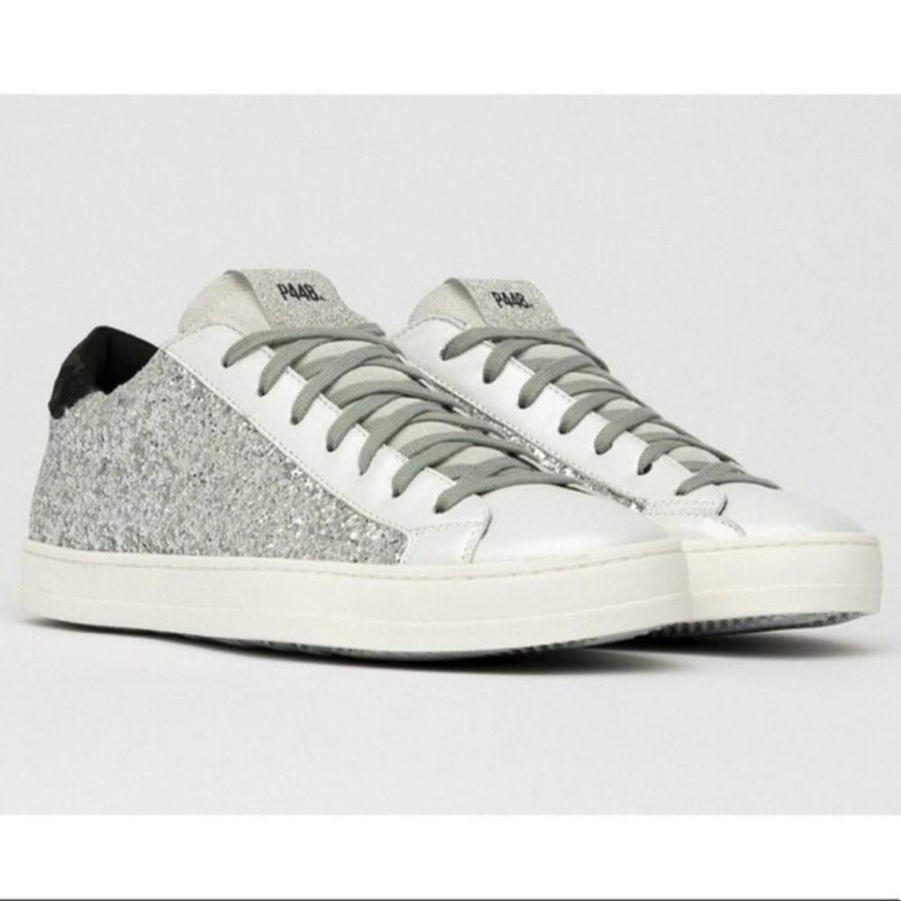 P448; low rise sneaker